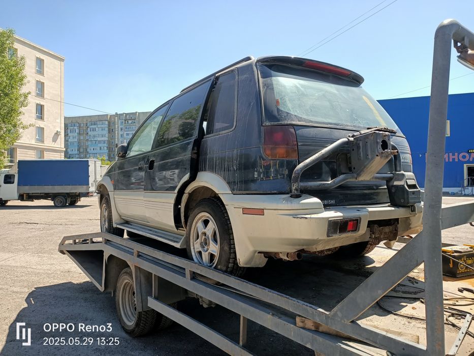 Мицубиси ЯVR на запчасти