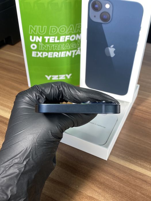 iPhone 13 • 128 GB • Midnight