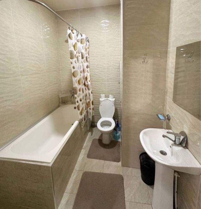 Срочно 3х 16этажка Роща сдаётся