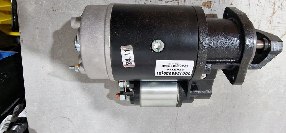 Electromotor tractor fiat 211 215  cu 2 prinderi 9 dinti preț 1290 lei