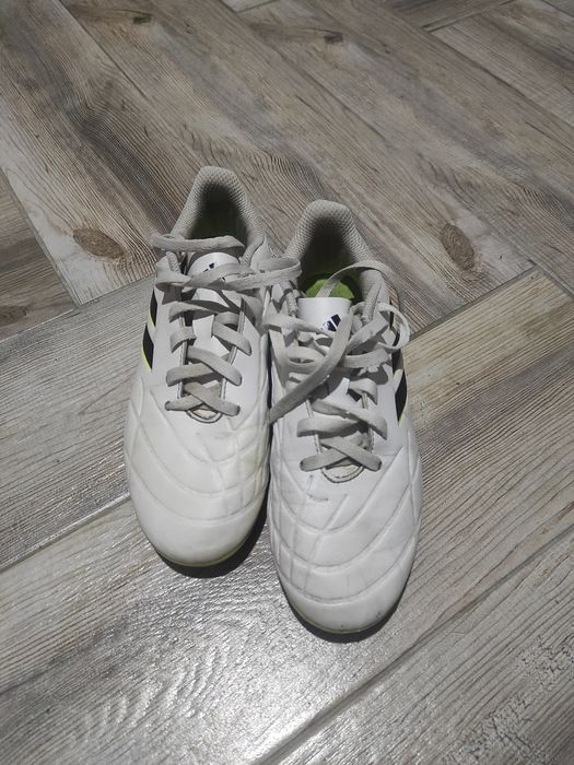 Ghete fotbal Adidas 35