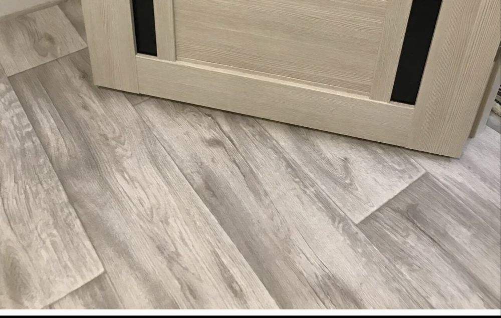 Продам линолеум на основе