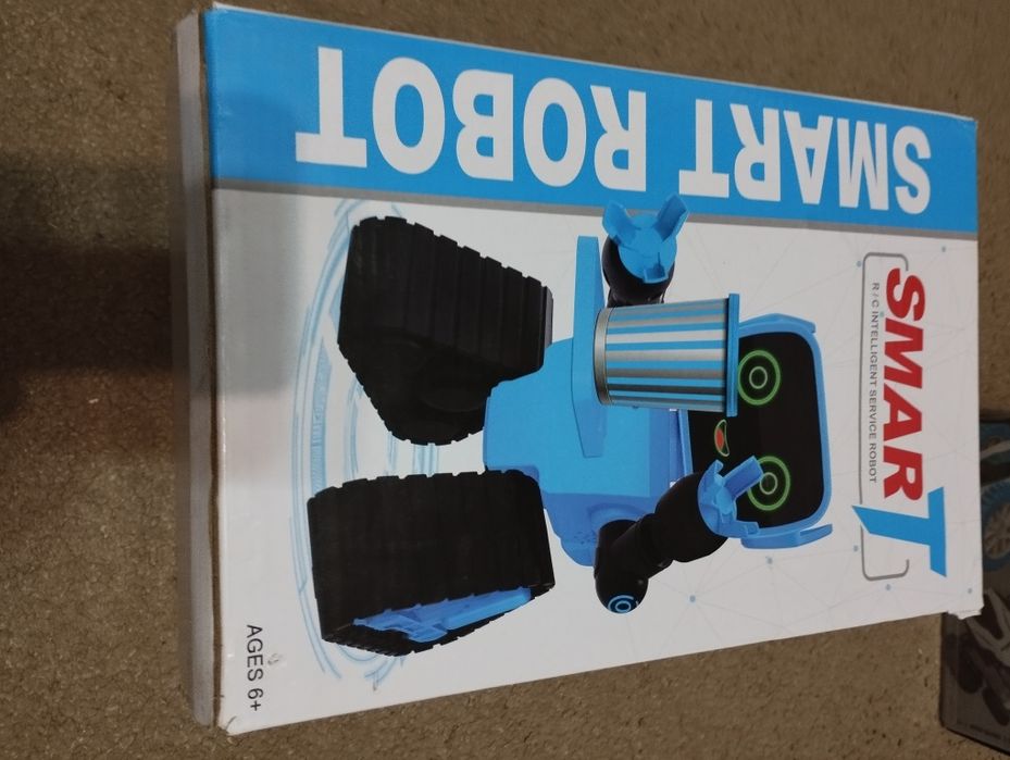 Robot dansator albastru