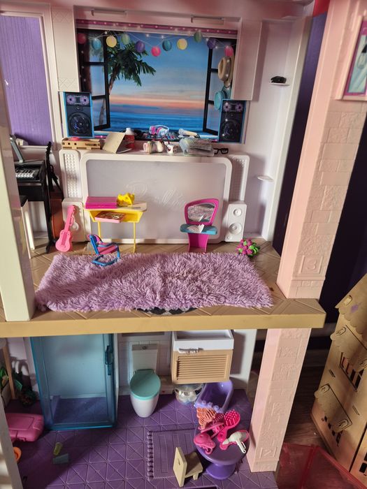 Дом барби продам