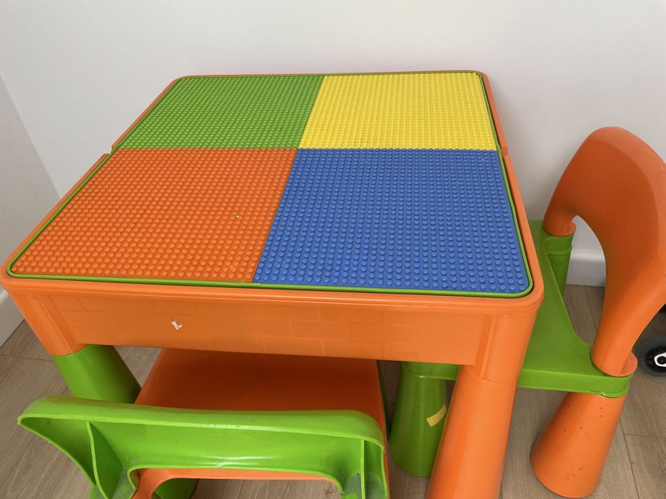 Masa Lego cu scaune