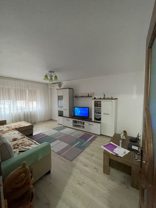 Apartament de inchiriat 3 camere Alexandria