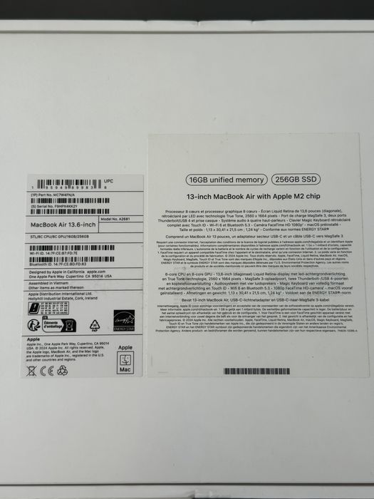 MacBook Air 13" 256GB 16RAM