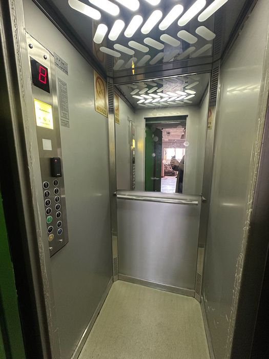 Apartament 2 camere, zona ULTRACENTRALA Vulcan - lift nou functional