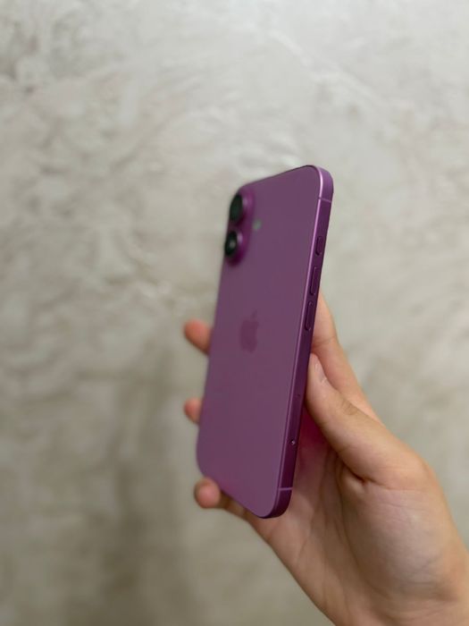 Iphone 16 розового цвета