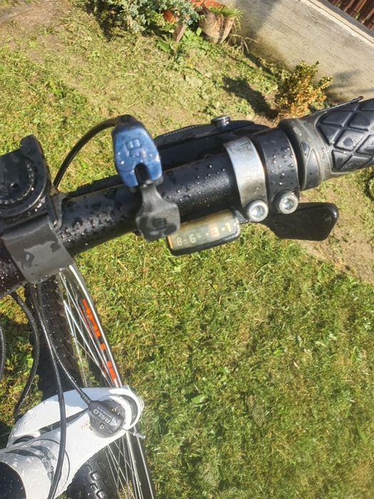 Bicicletă MTB Cube Aim Race – Frâne Hidraulice – Echipată complet,