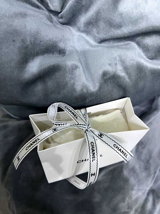 chanel ръкавици зимни унисекс плетени бели шампанско шанел аксесоар