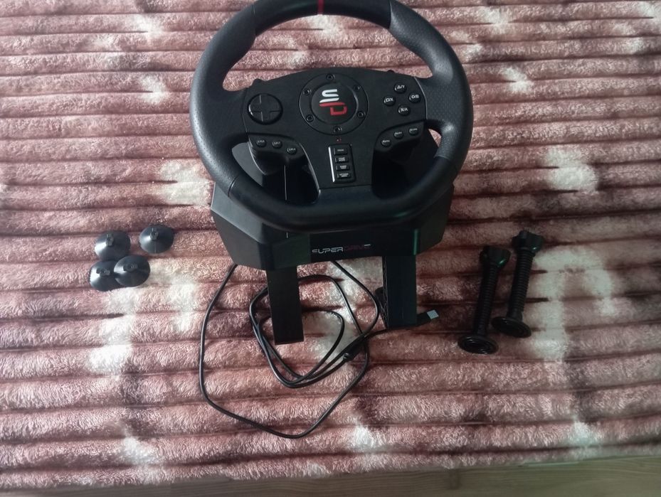 Volan subsonic cu pedale si schimbator