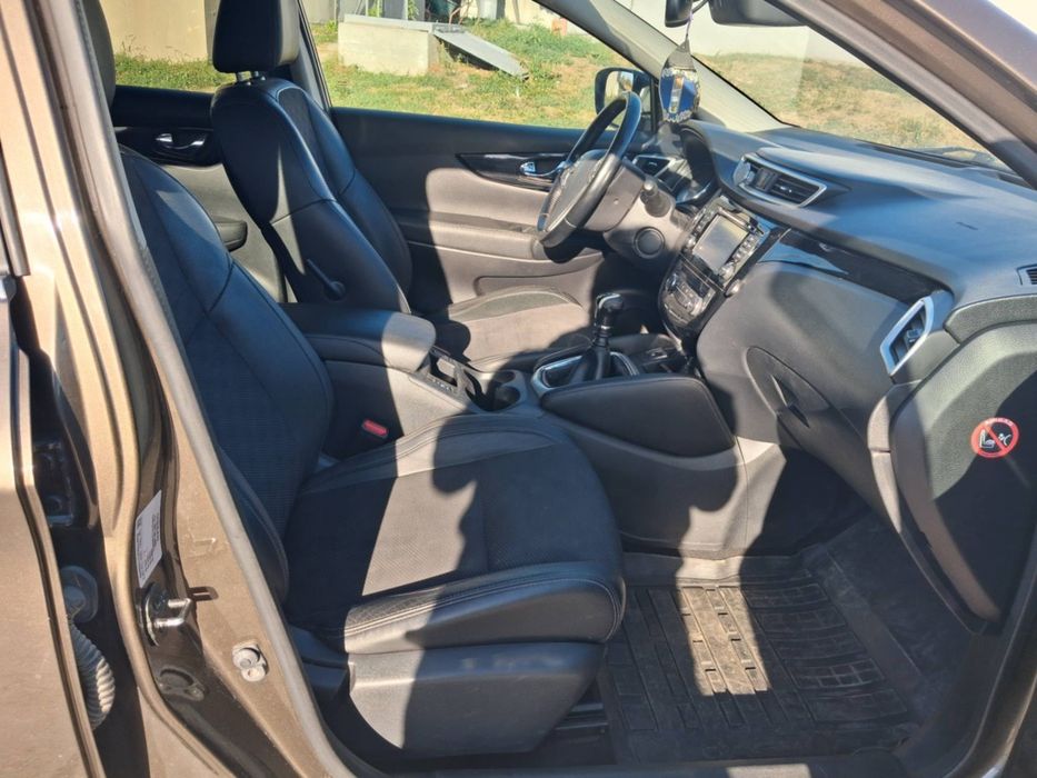 Vând Nissan Qashqai