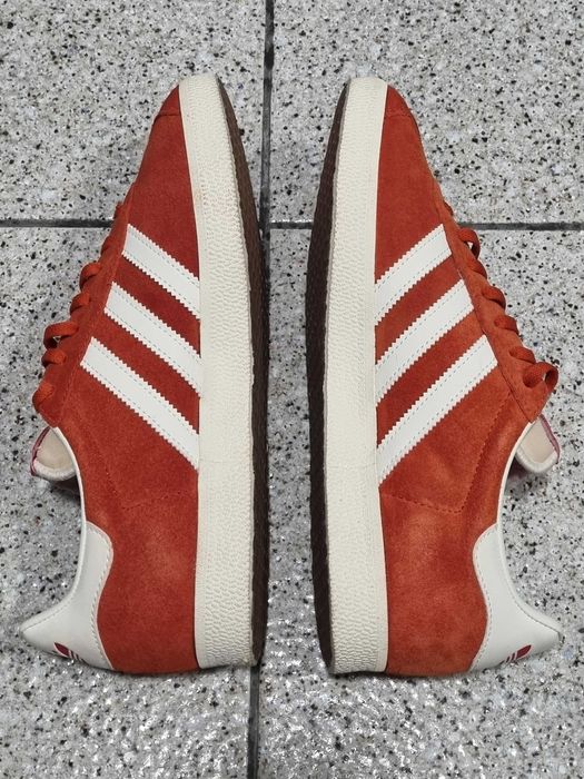 Нови Adidas Gazelle Оранжеви Номер 42 кецове маратонки Нови