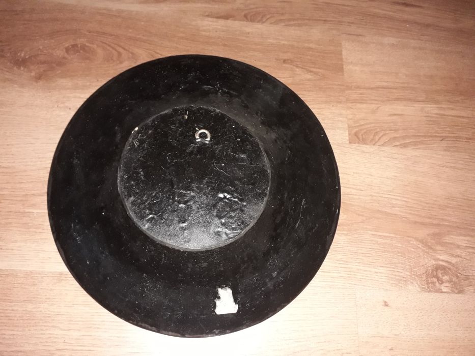 Tablou tip farfurie cu model in relief