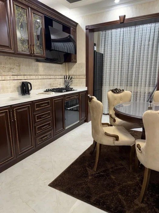 Аренда квартиры,метро ойбек 2 комнатная