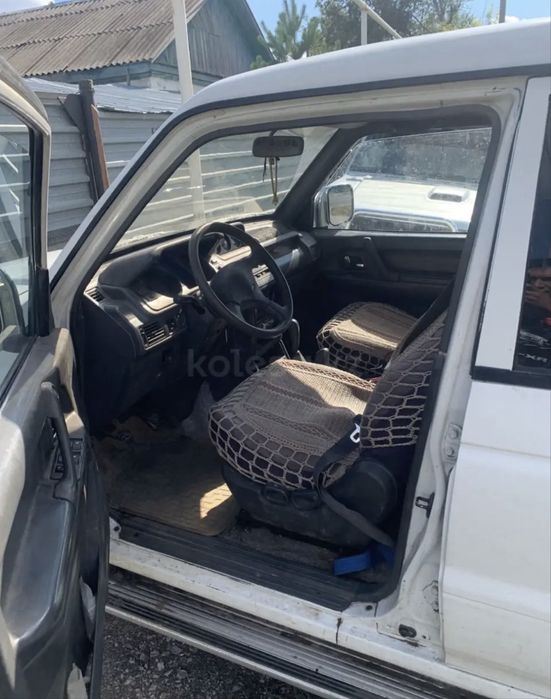 Продам митсубиси паджеро 2
