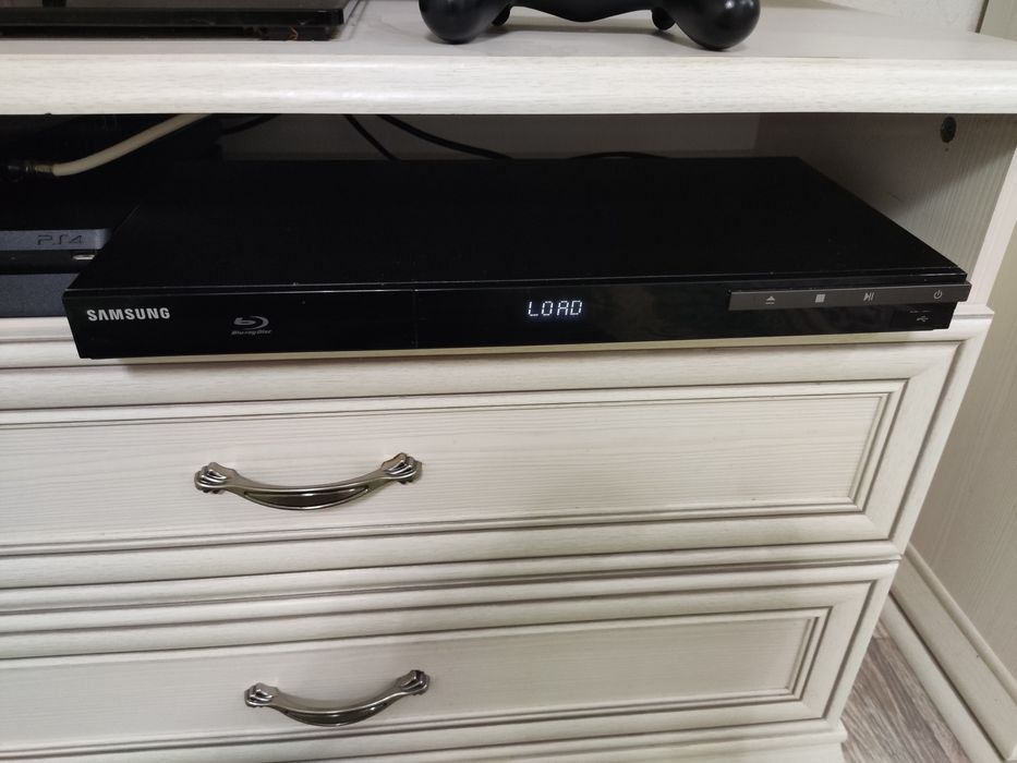 DVD , BD проигрыватель