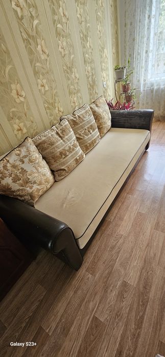 Продам диван б/у