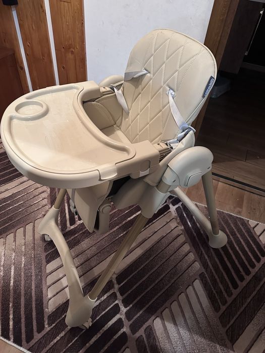 Стол за хранене почти нов