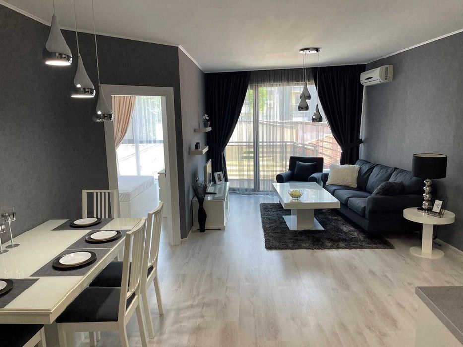 Дава се под наем Двустаен апартамент в Пловдив, Кършияка - 85 кв.м за 459 € - Снимка #2