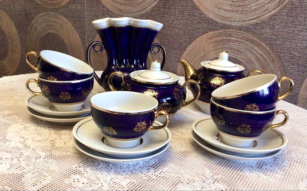 Сервиз чайно кофейный