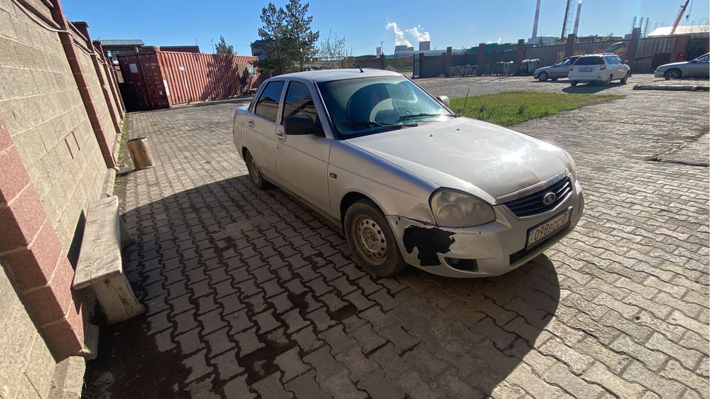 ваз приора.1 2013 года