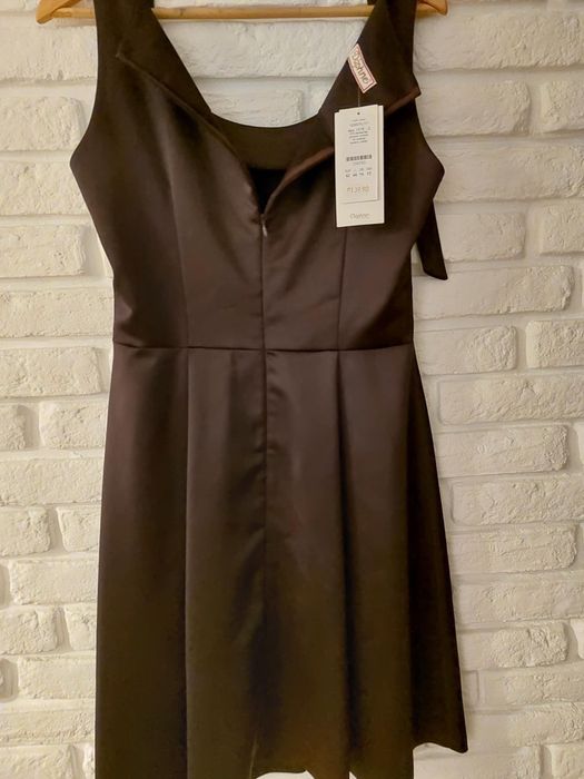 Продавам нови рокли