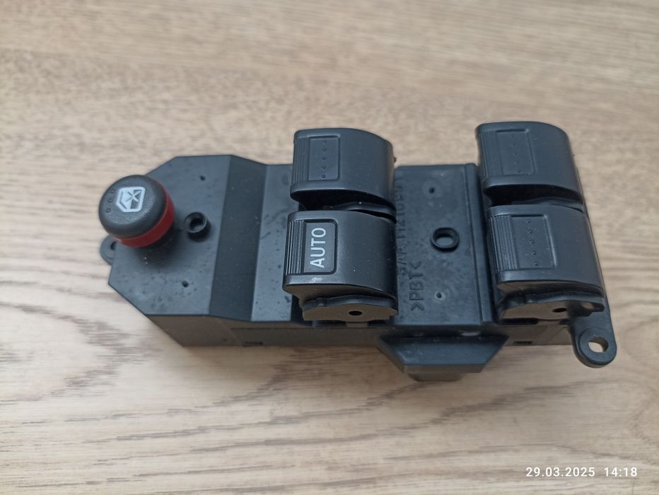 Блок управления стеклоподъёмников