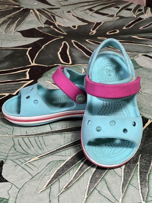 Продам детские сандали Crocs 21р