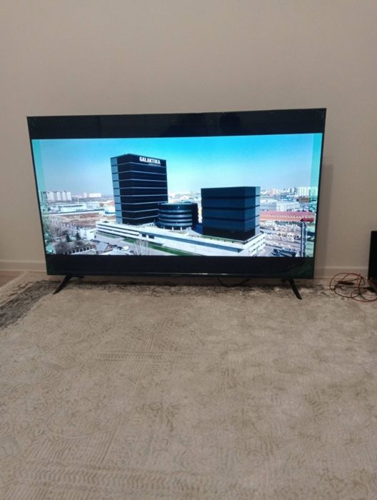 Срочно продам телевизор 140см(55дюйм)