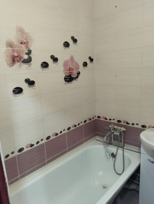 Продаю  3 комн. Квартиру