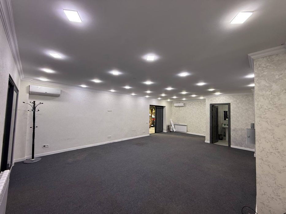 Продаётся НеЖилое Ц-5 Метро Минор