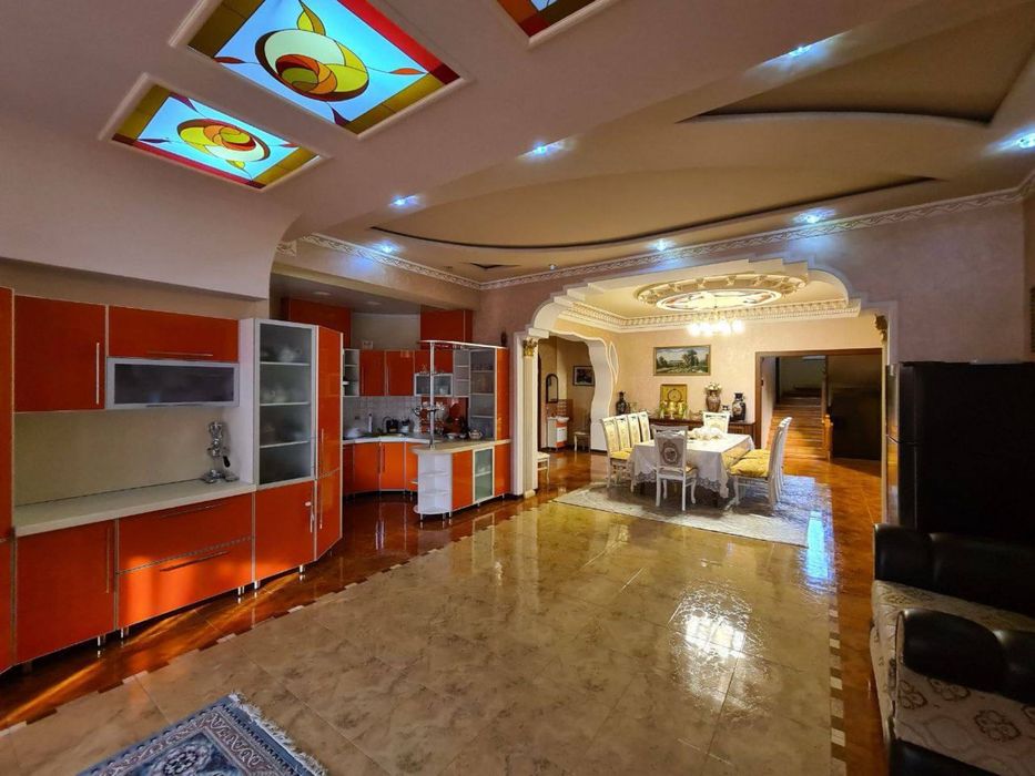 Дом Центр Луначарского 9 соток