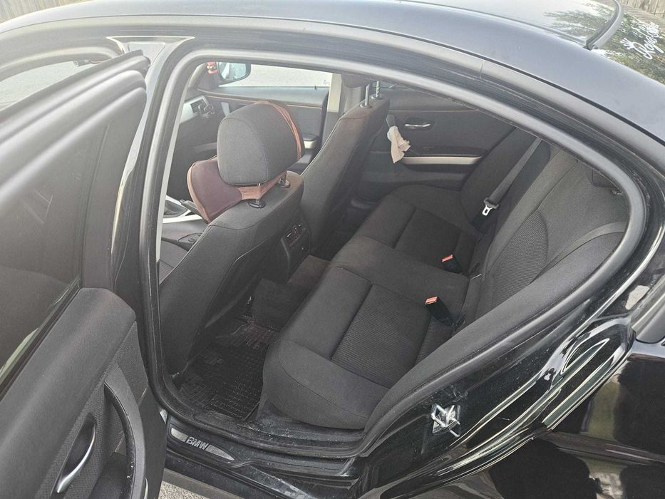 BMW Seria 3 E90 318d – 2009 | 2.0 Diesel 143 CP | 348.747 km | Distribuție schimbată