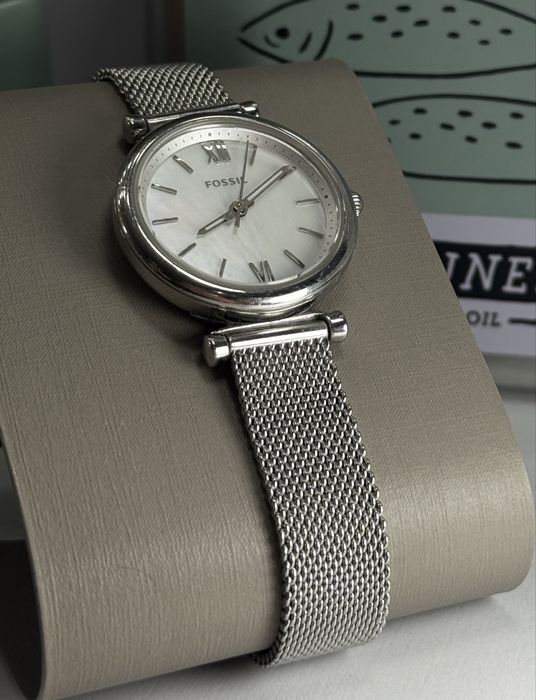 Дамски часовник Fossil Carlie