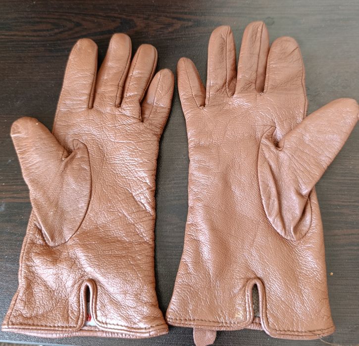 Дамски кожени ръкавици ,номер 8,, естествена кожа