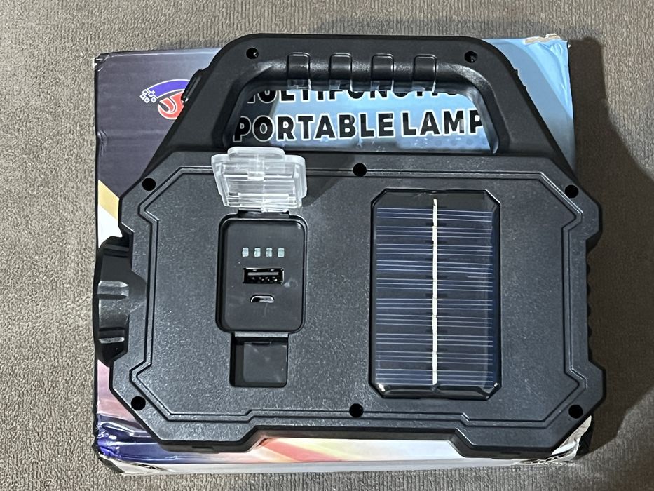 Фенер със соларно зареждане.