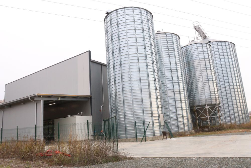 Продава се Промишлена сграда в Стара Загора, ОРБ - 3360 кв.м за 236 €/кв.м - Снимка #2