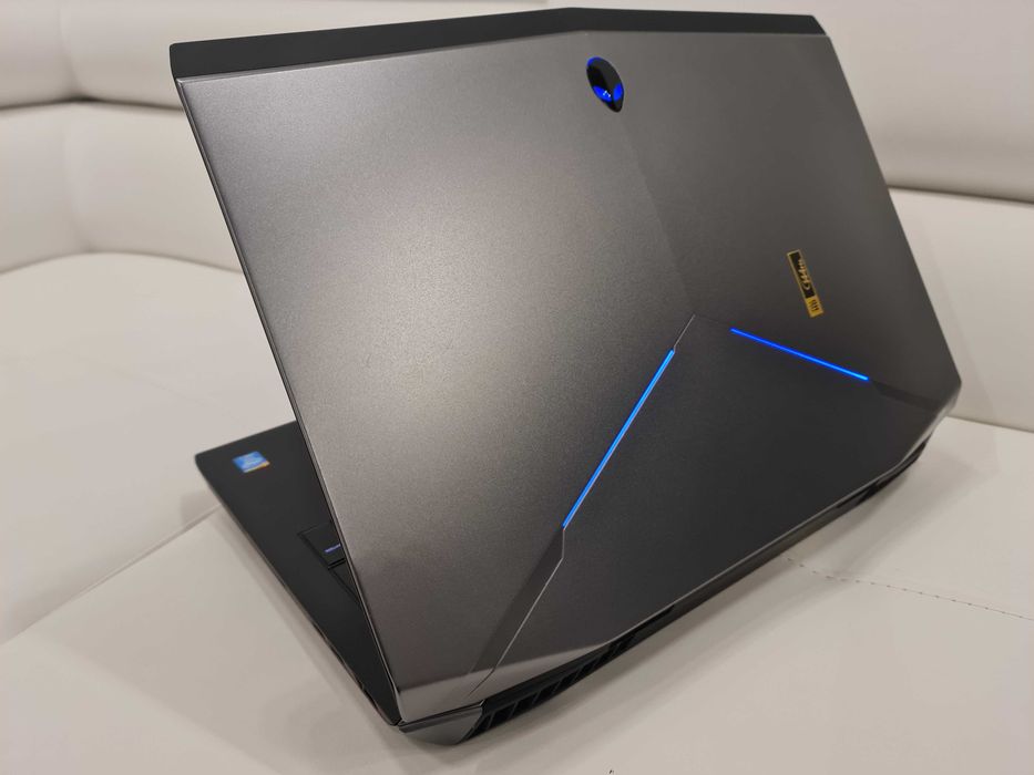 laptop gaming ALIENWARE ,intel core i7 ,display 17,3 inch, ram 16 gb