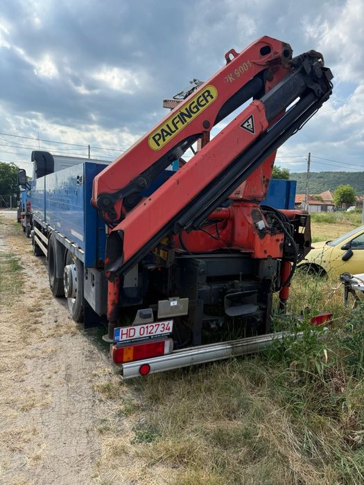 Camion cu macara Volvo fm380