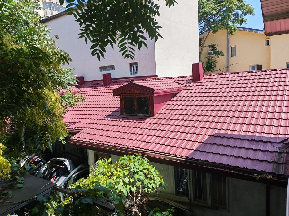 Brâncoveanu, parc, Curte de 382 m, fata de 12 m  cu doua case ,langa Orășelul Copiilor, Str Pomârla 13-15