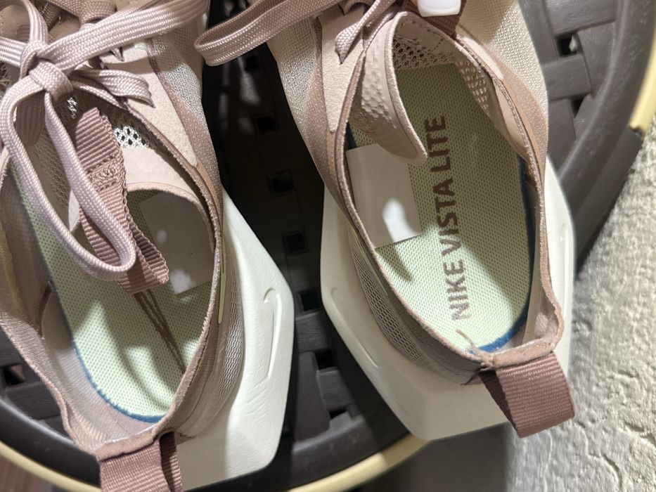 Дамски маратонки Nike