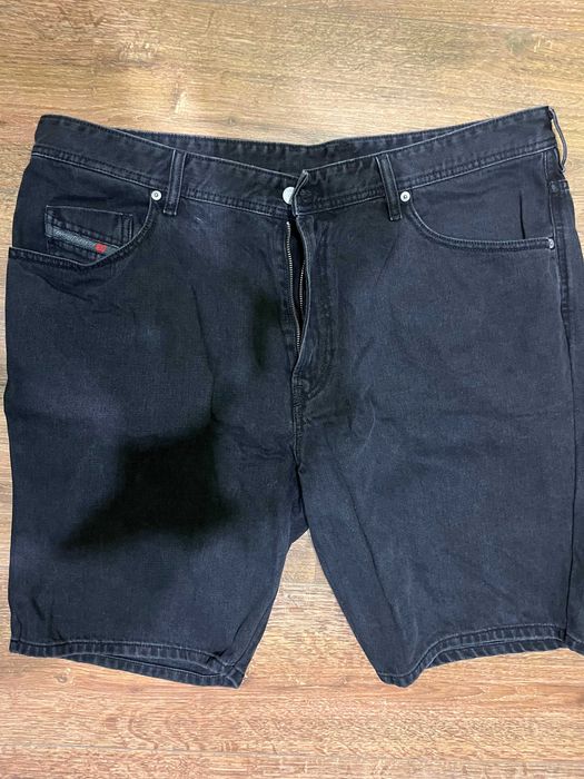 Оригинални мъжки дънкови шорти Diesel – черни.