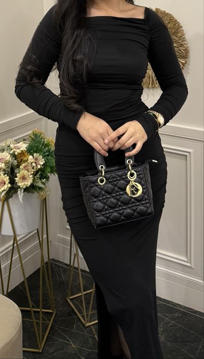 Чёрное платье в отличном состоянии