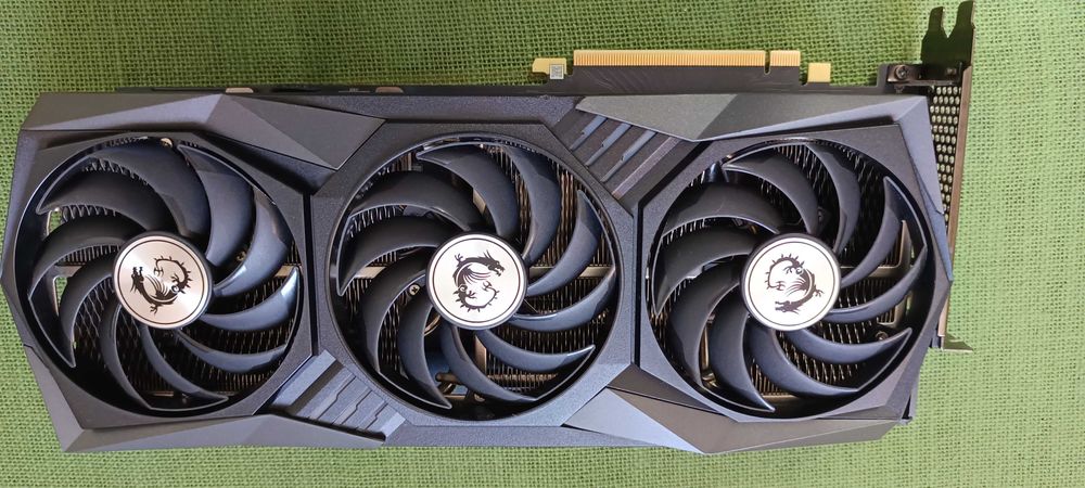 Placa video Gaming MSI RTX 3070 Z Trio 8Gb LHR RGB IMPECABILA
