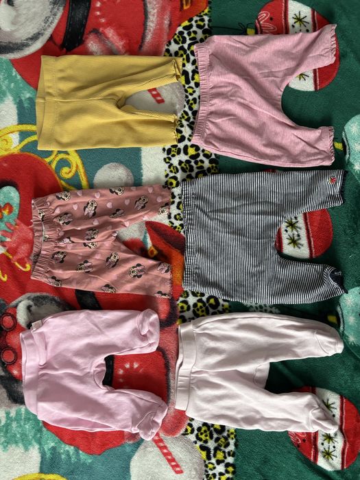 Pantaloni bebe