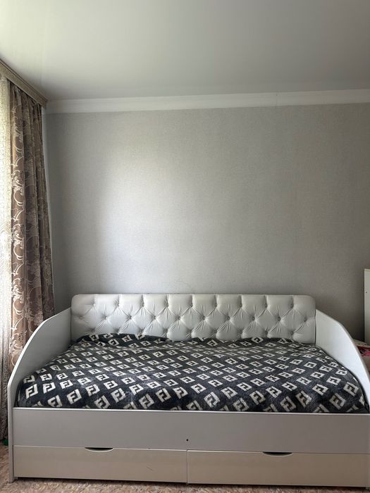 Продам детские кровати с матрасом
