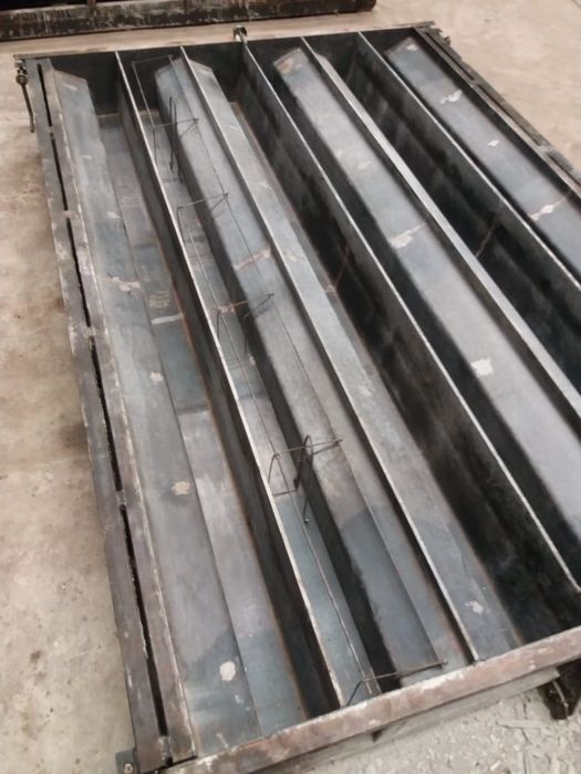 Продаются ЖБ формы для бордюров