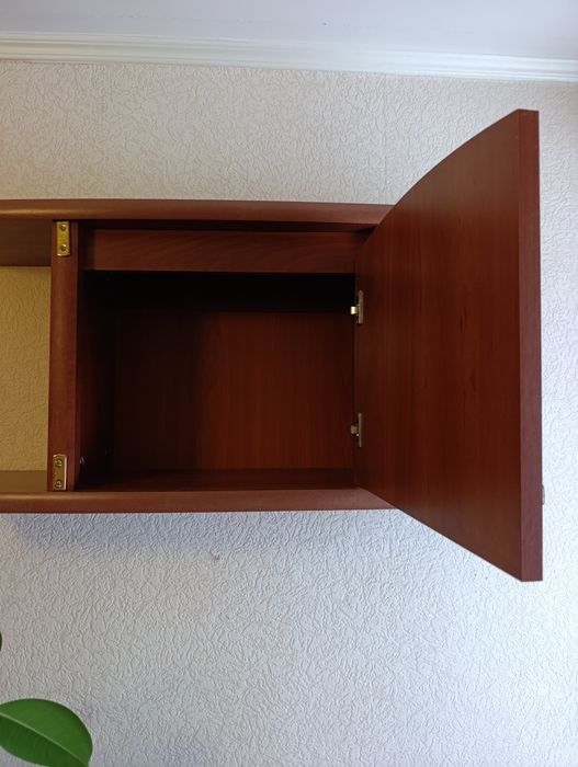 Навесная полка для мелочи